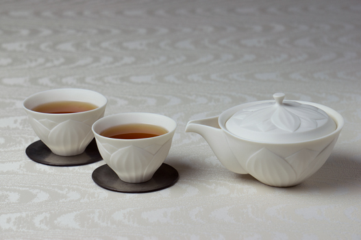 素敵なもの： 若杉聖子さんの白磁の茶器: 和み時